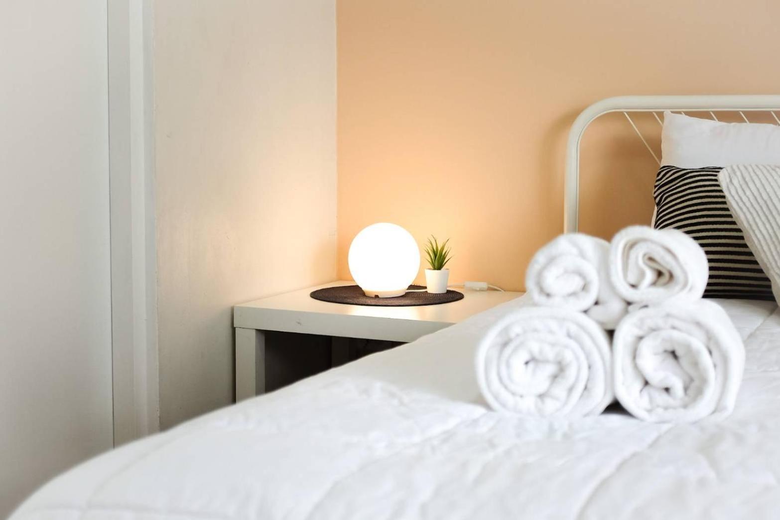 Cozy 1Br Walk To Bts And Airport Rail Link Close To Malls T 曼谷 外观 照片
